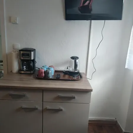 Lmi Haus & Urlaub Monteurwohnung شقة Münsingen