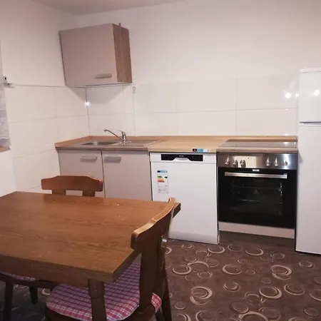 شقة Lmi Haus & Urlaub Monteurwohnung