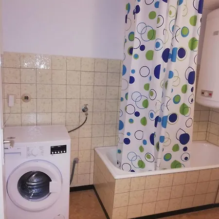 شقة Lmi Haus & Urlaub Monteurwohnung *