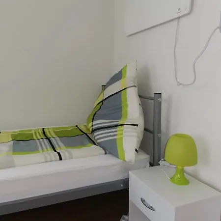 Lmi Haus & Urlaub Monteurwohnung *