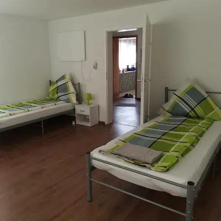 Lmi Haus & Urlaub Monteurwohnung شقة Münsingen